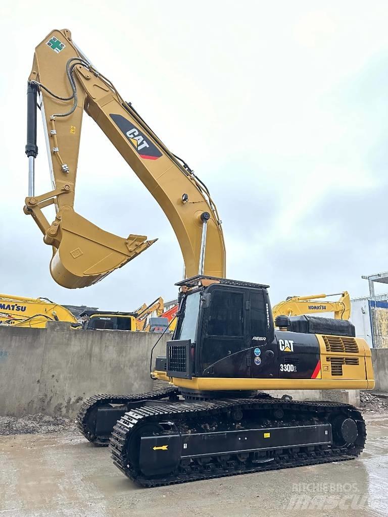 CAT 330 D2 Midi excavators  7t - 12t