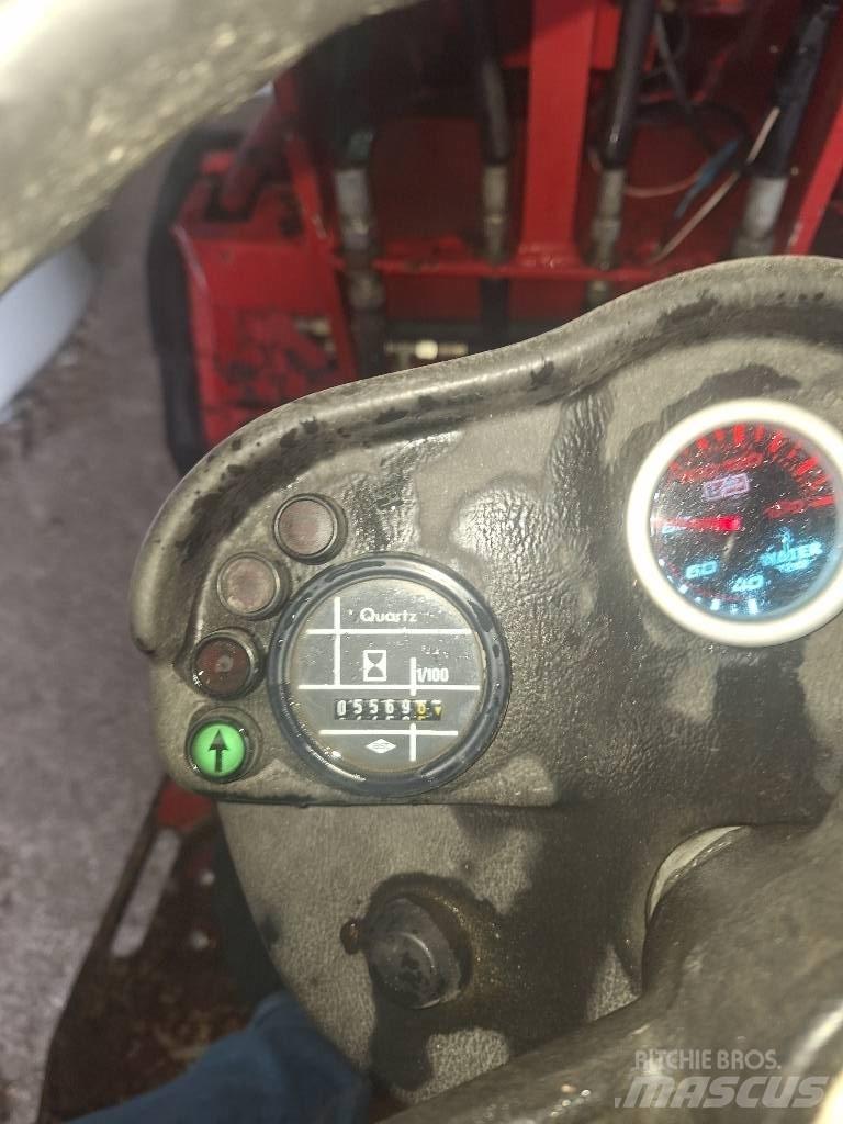 Weidemann 1360 Multi purpose loaders