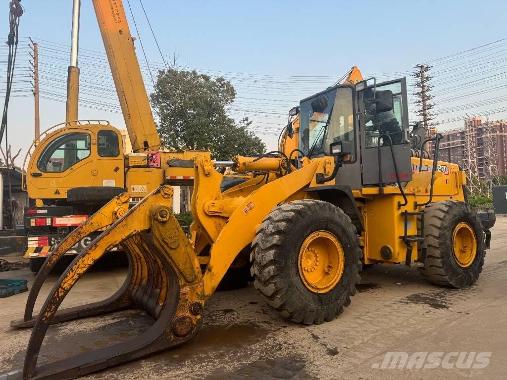 TCM L 27 Wheel loaders