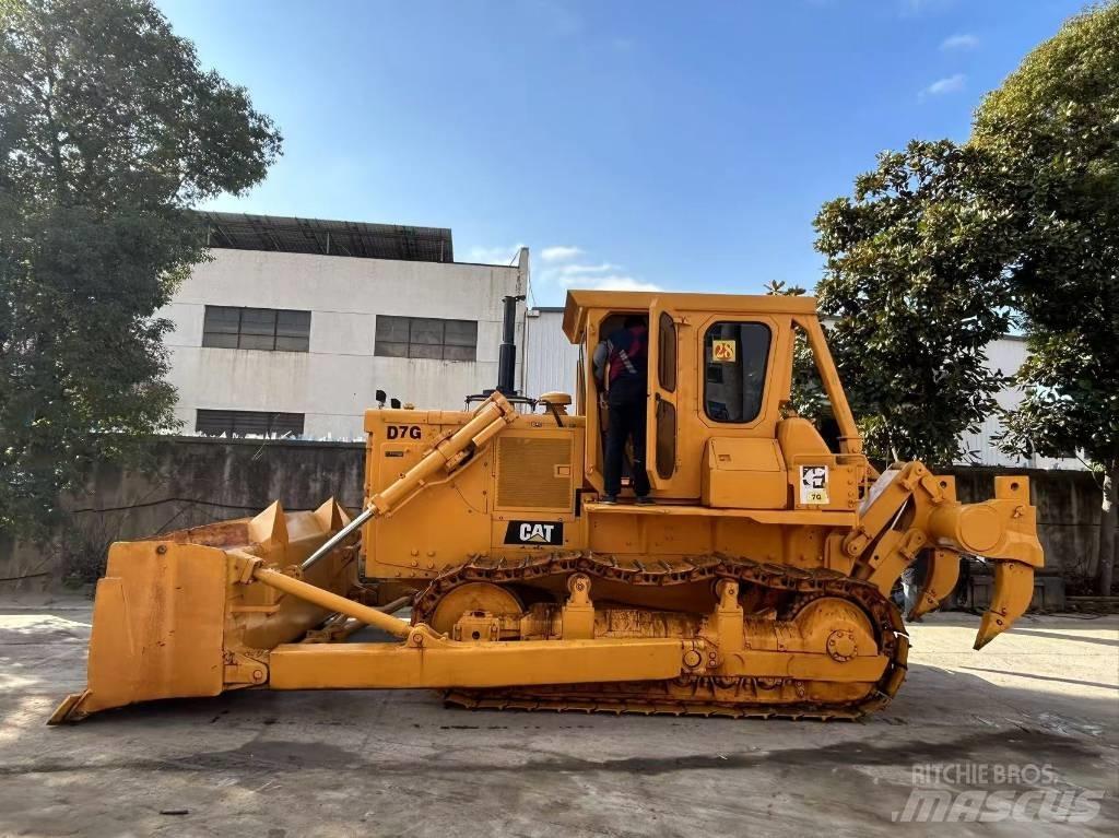 CAT D 7 G Graders