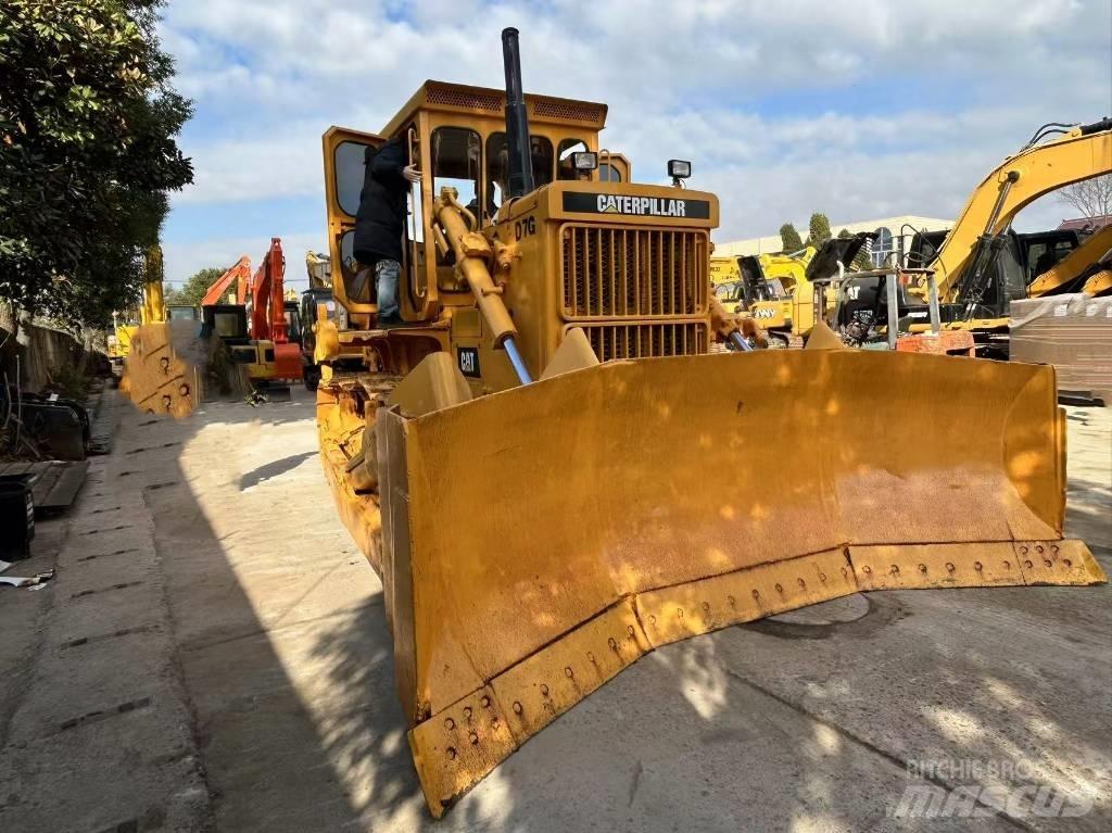 CAT D 7 G Graders