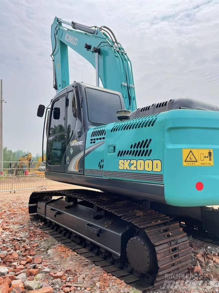 Kobelco 200 Crawler excavators