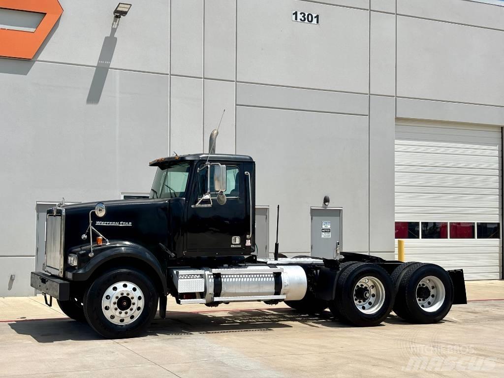 Western Star 4900 Tractor Units
