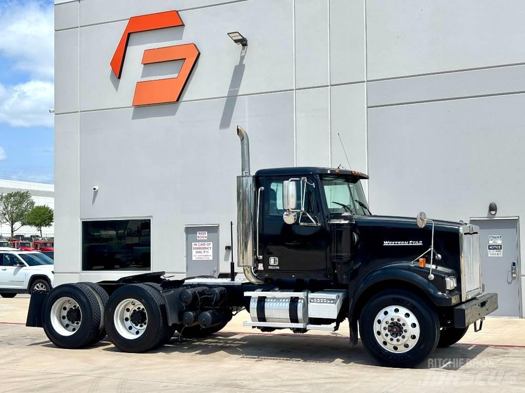 Western Star 4900 Tractor Units