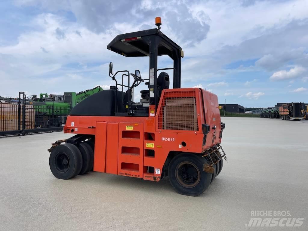Dynapac CP 142 Pneumatic tired rollers