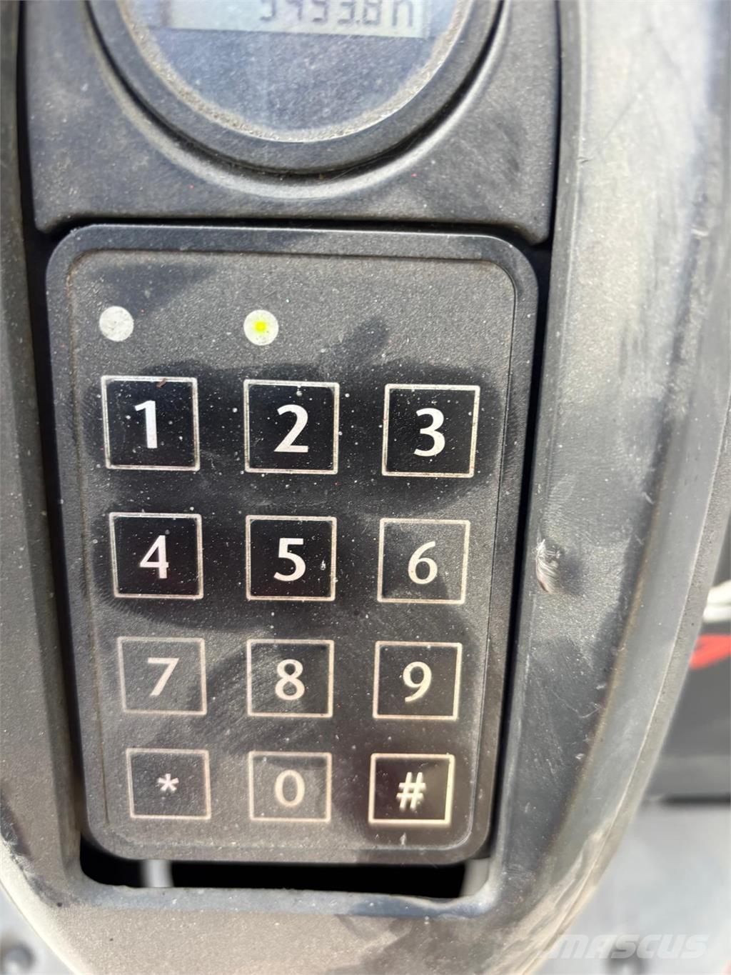 Linde T16 Self propelled stackers