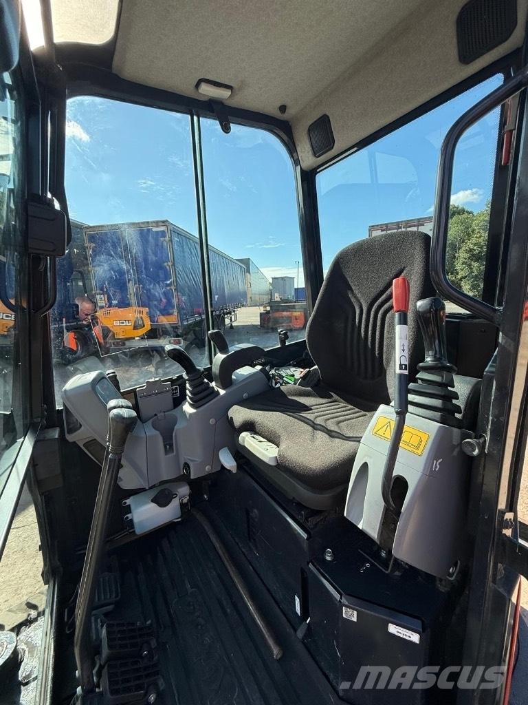 Kubota U 27-4 Mini excavators < 7t (Mini diggers)