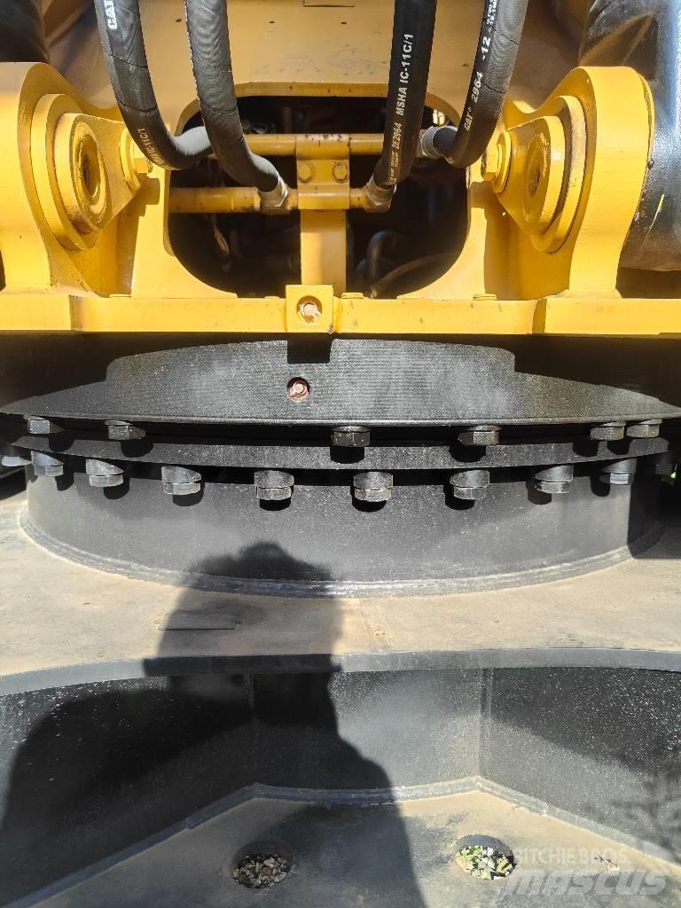 CAT 330 D Crawler excavators