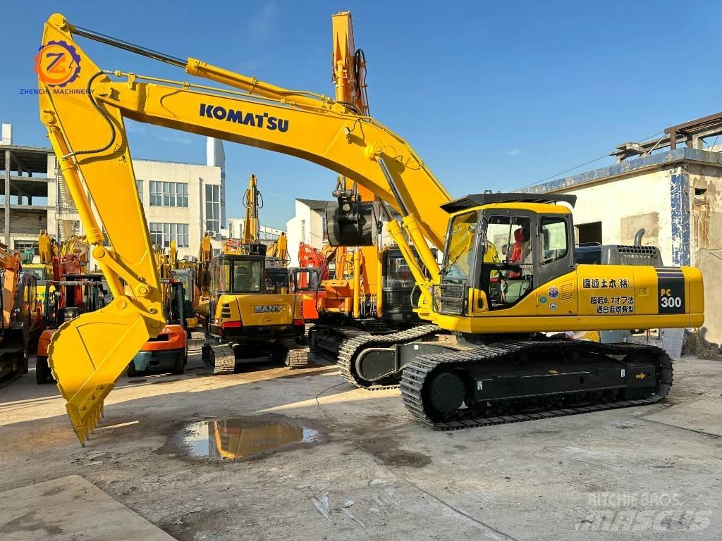 Komatsu PC 300 Crawler excavators