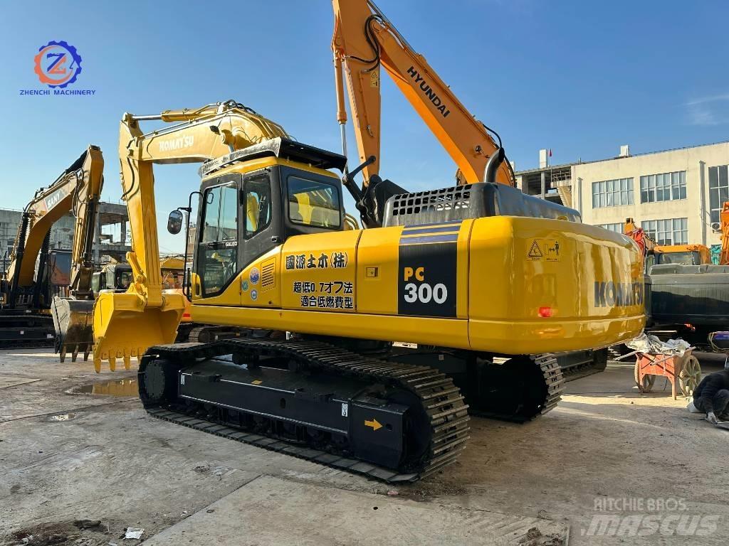 Komatsu PC 300 Crawler excavators