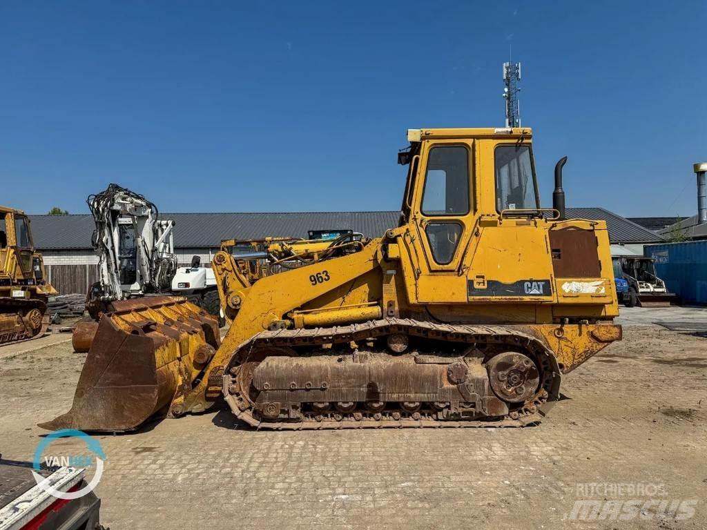 CAT 963 Crawler loaders