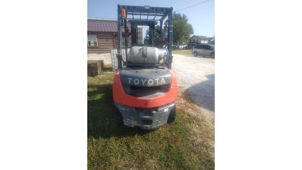 Toyota 8fu25 Forklift trucks - others