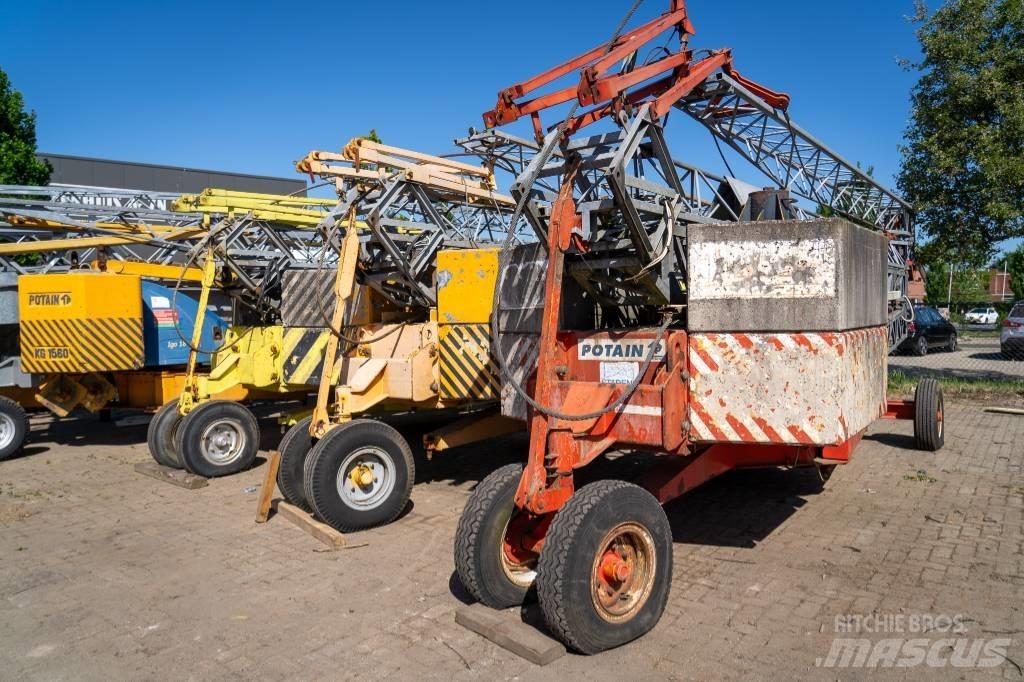 Potain GMH 519 Self erecting cranes