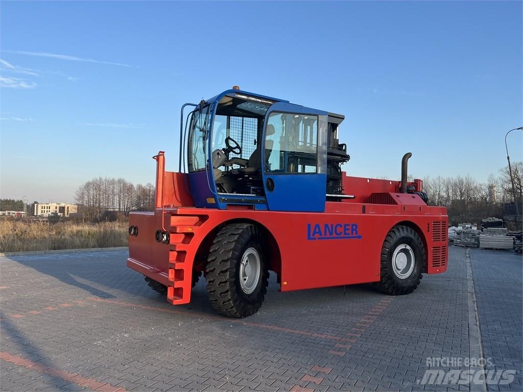 Terra LQ180/16/35 Sideloaders