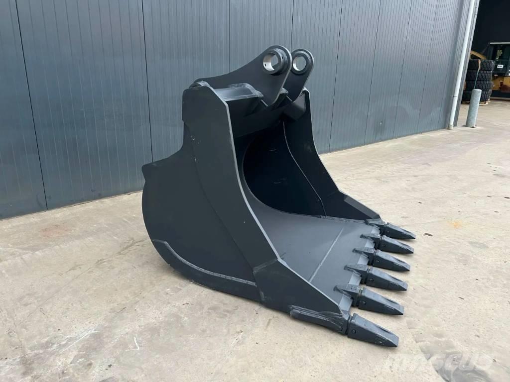 Hitachi ZX350 1.60m Buckets