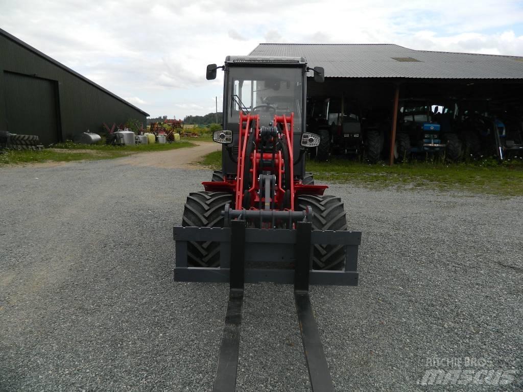 Attack 850A Front loaders and diggers