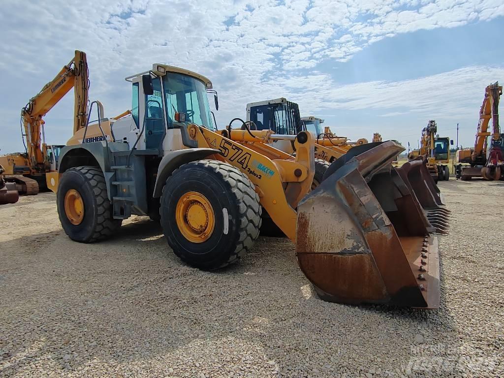 Liebherr 574 Wheel loaders
