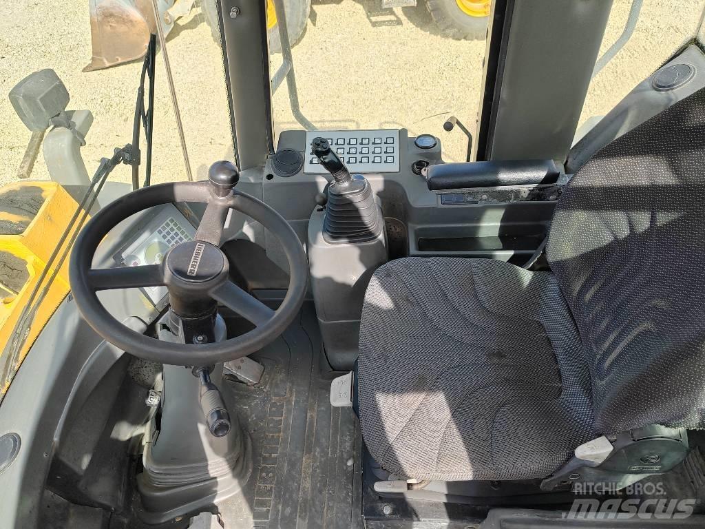 Liebherr 574 Wheel loaders