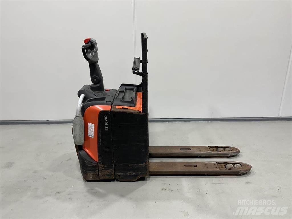 BT LPE200 Low lifter with platform