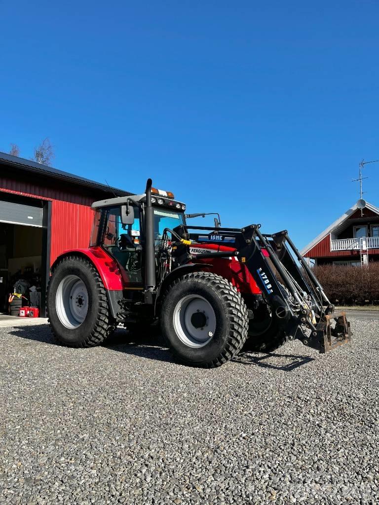 Massey Ferguson 5465 Tractors