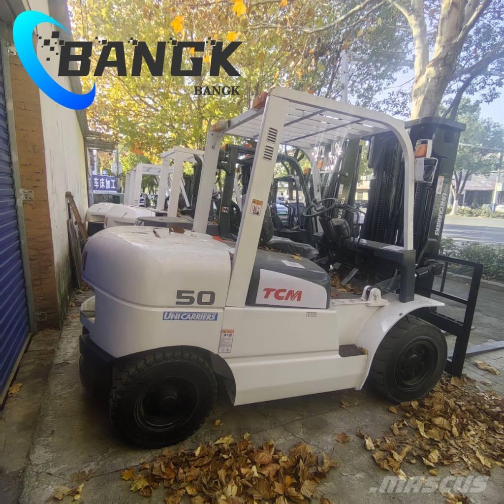 TCM FD 50 Diesel trucks