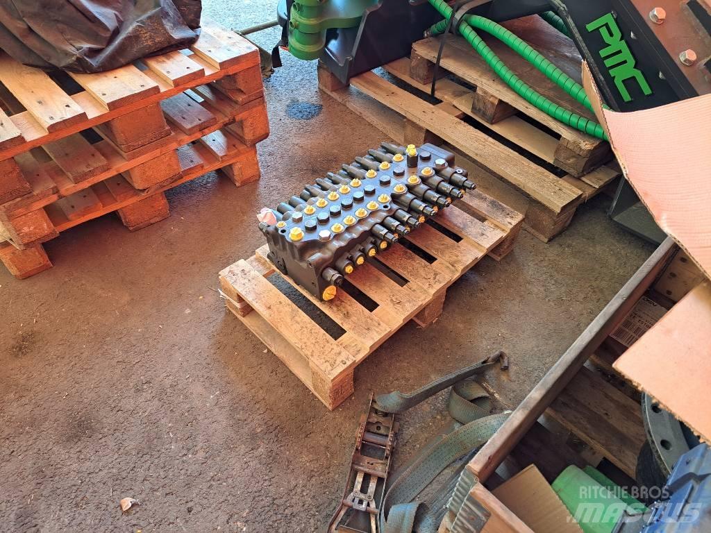 JCB 8080 Hydraulics