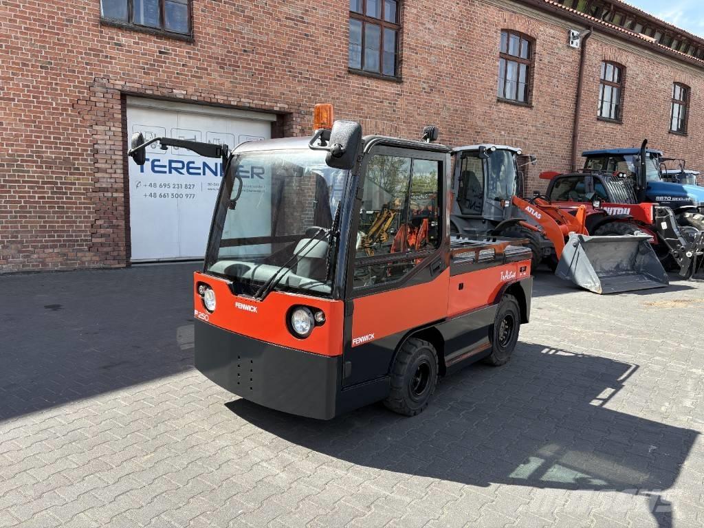 Linde P 250 Towing trucks