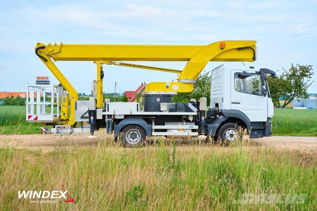 Palfinger P 300 KS Truck & Van mounted aerial platforms