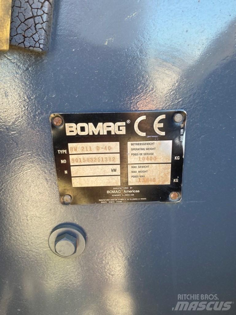 Bomag BW 211 D-40 Combi rollers