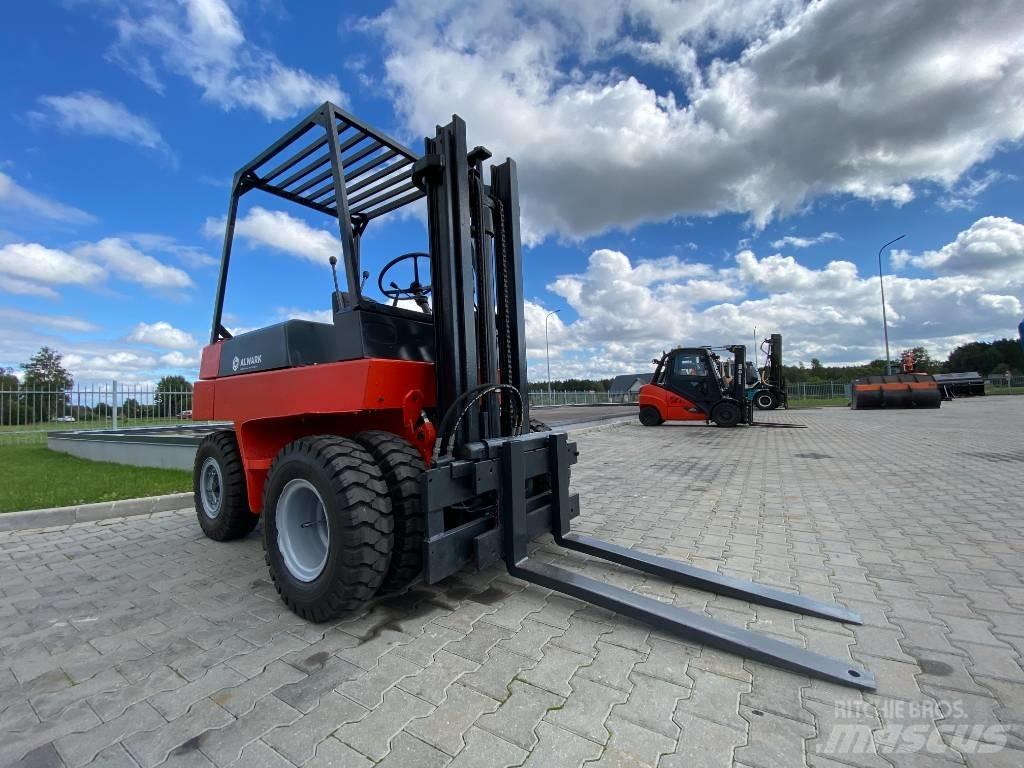 Linde H25D Diesel trucks