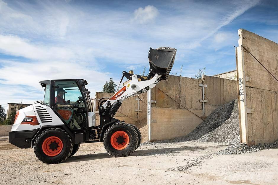 Bobcat L 85 Front loaders and diggers