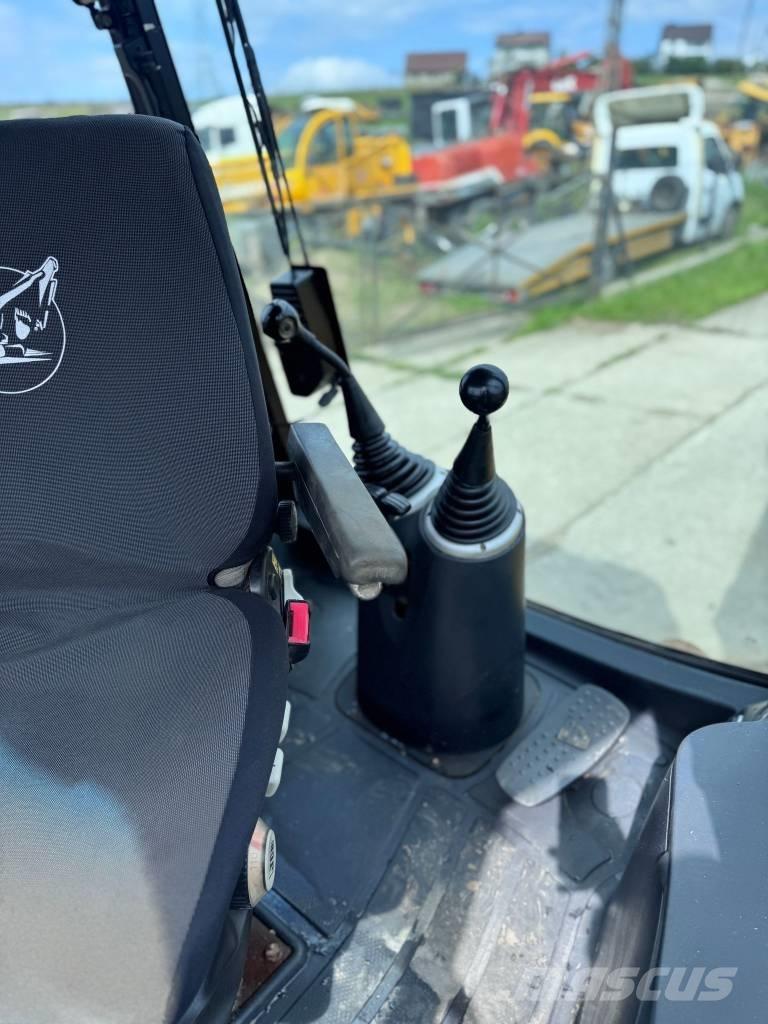 JCB 3CX Backhoe loaders