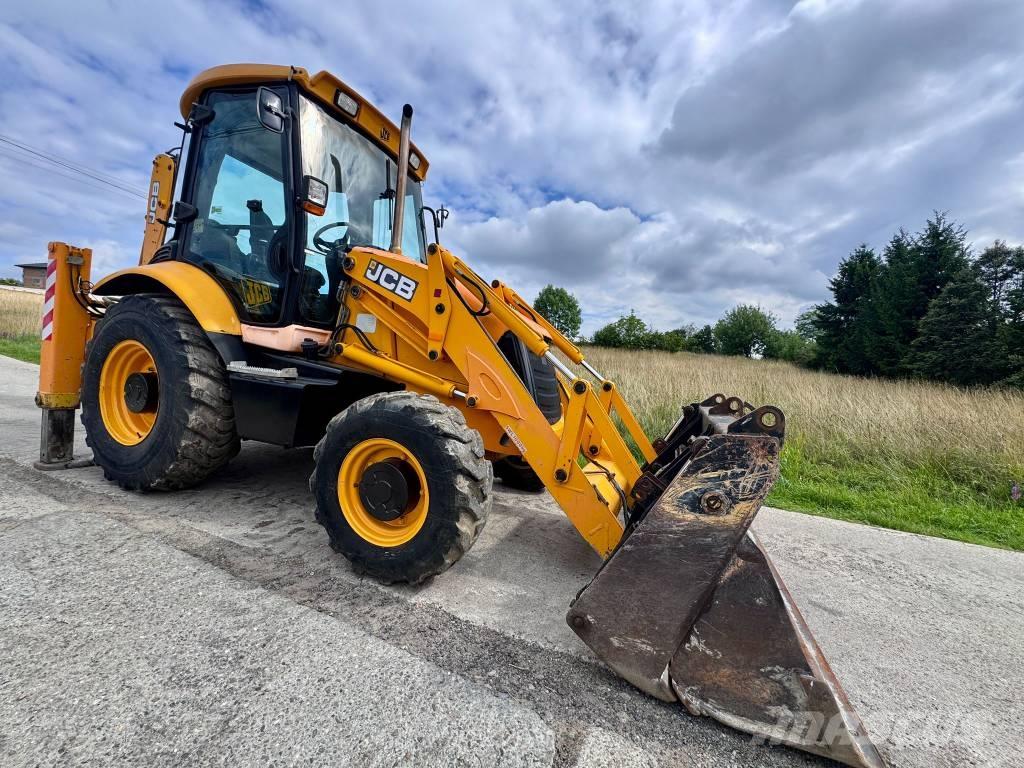 JCB 3CX Backhoe loaders