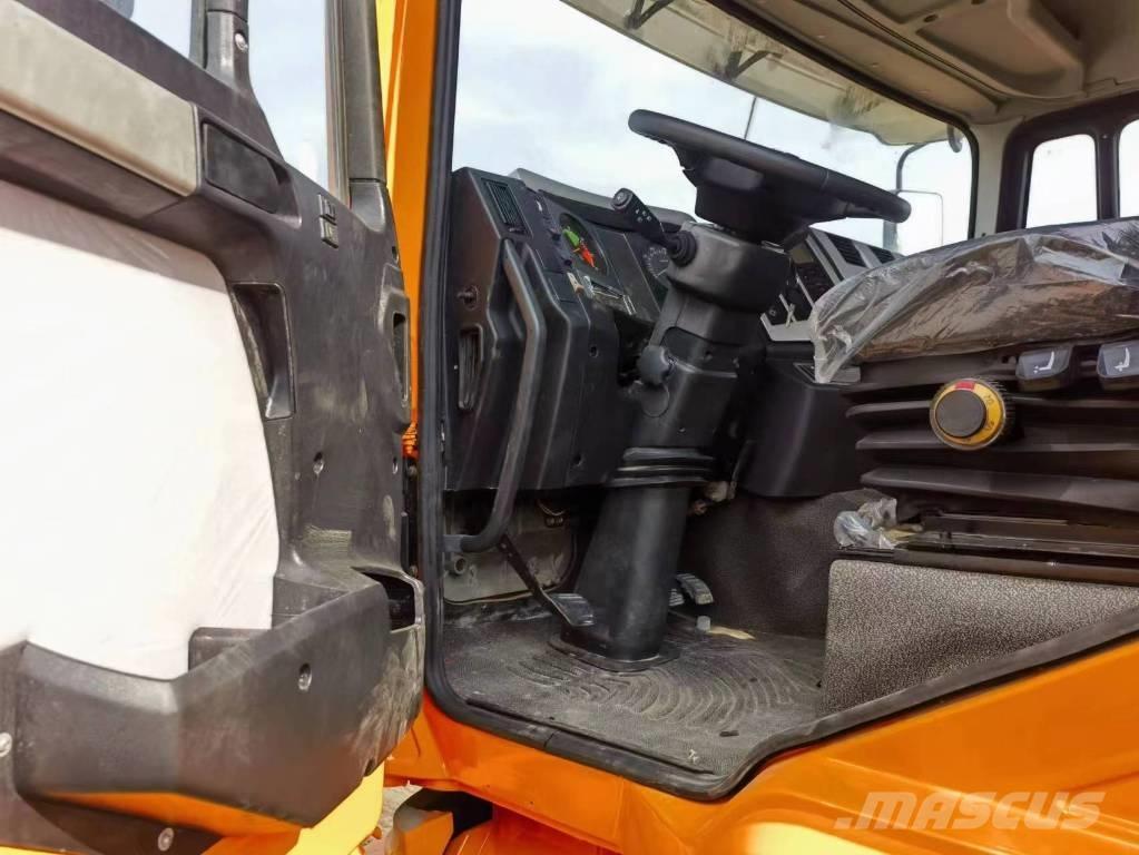 Shacman F3000 6X4 Tractor Units