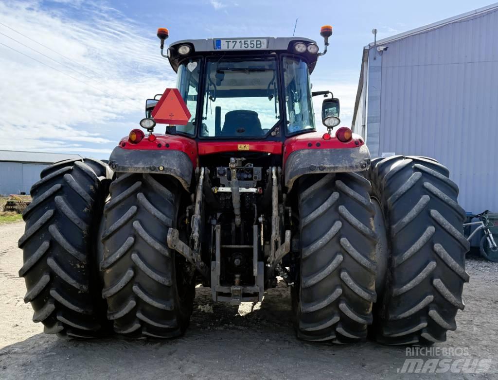 Massey Ferguson 7624 Tractors