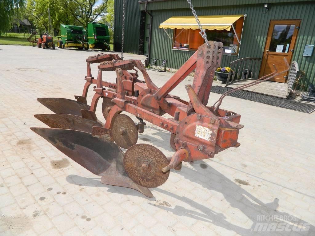 Fraugde 3 Conventional ploughs