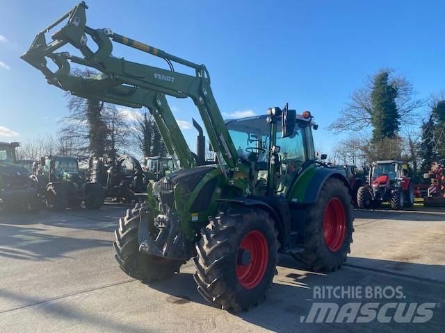 Fendt 516 Vario Tractors