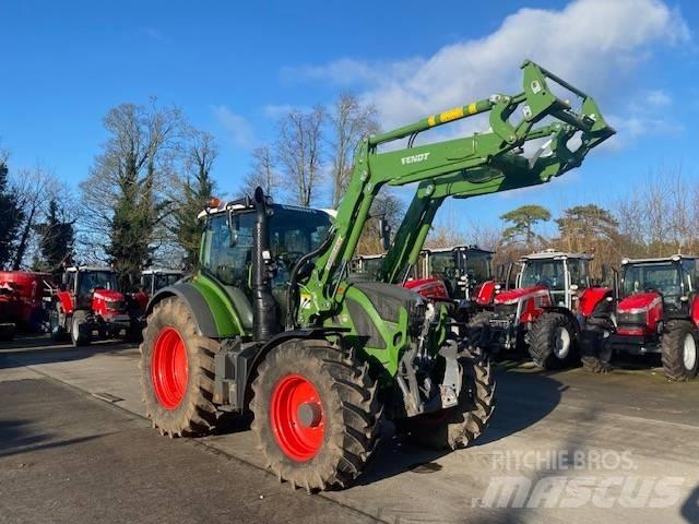 Fendt 516 Vario Tractors