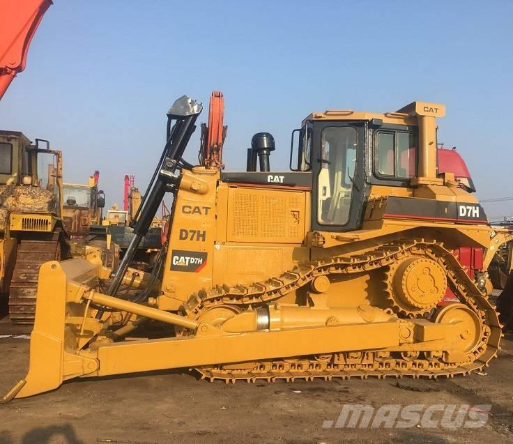 CAT D7H Crawler dozers