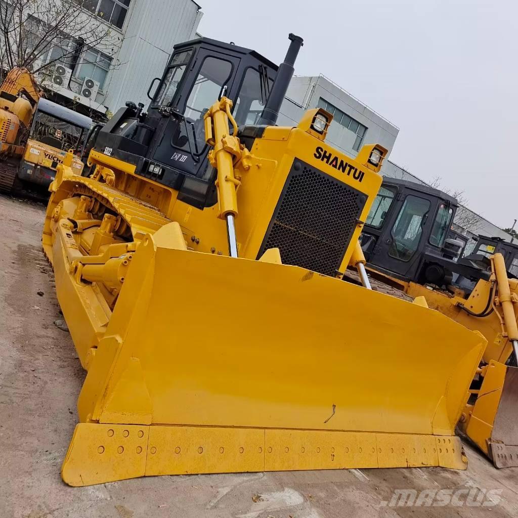Shantui SD 22 Crawler dozers