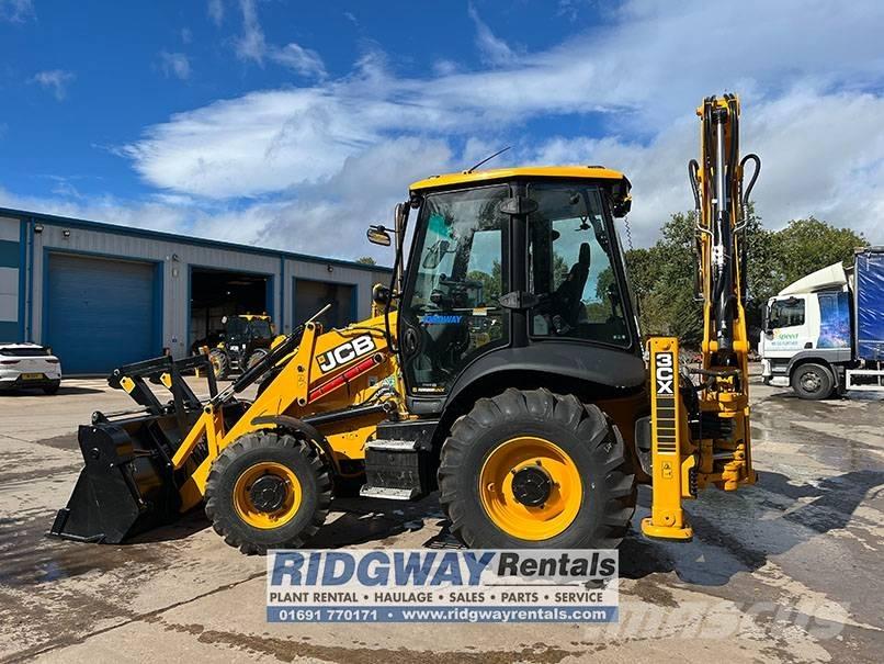 JCB 3 CX Backhoe loaders