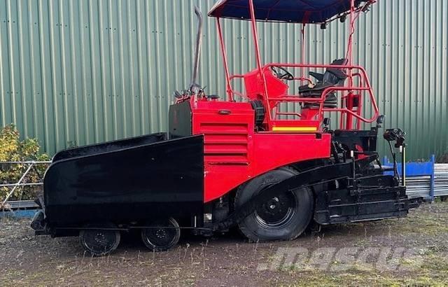 Marini MF 331 Asphalt pavers