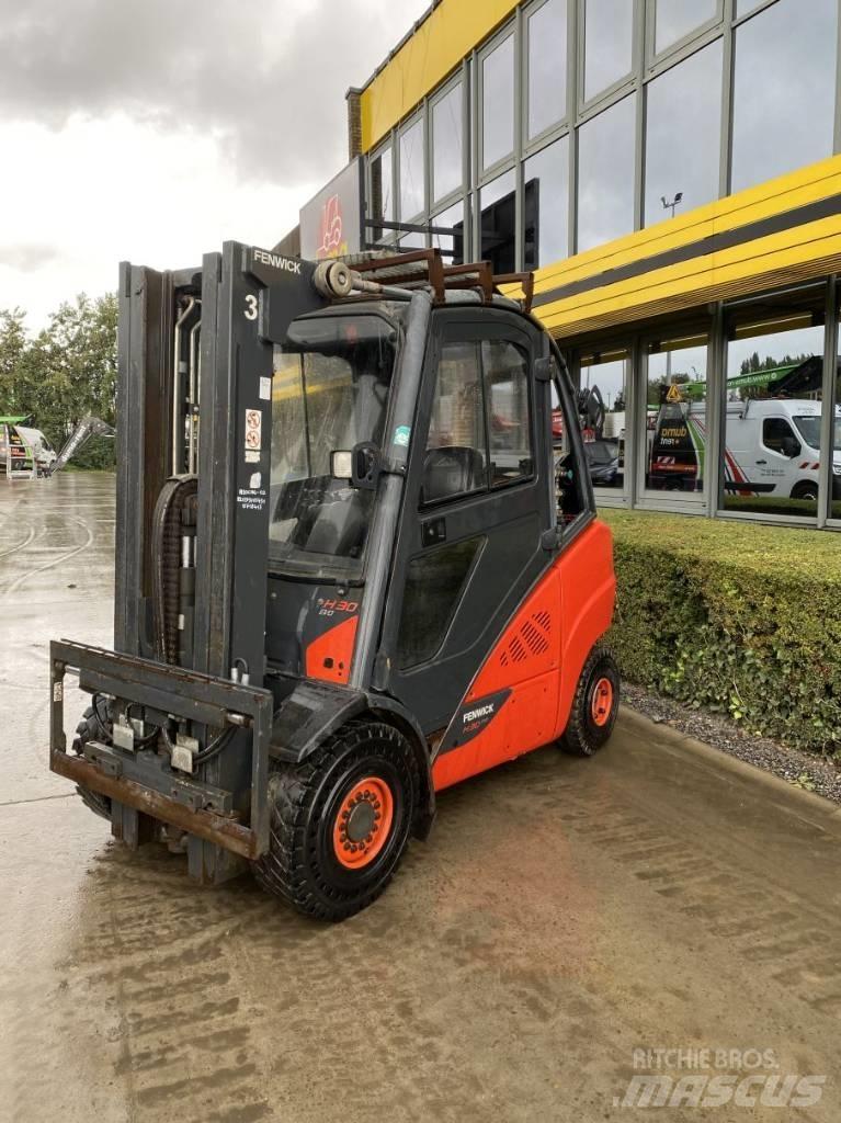 Linde H30CNG-02 LPG trucks
