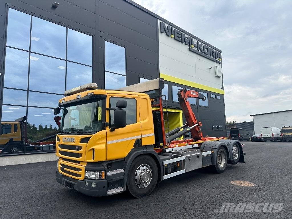Scania P370 6x2*4 Hook lift trucks