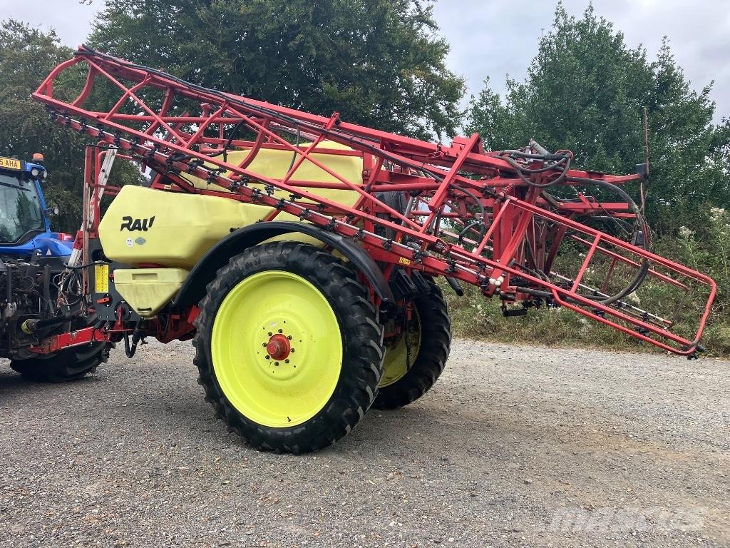Rau Trailed Sprayer Trailed sprayers