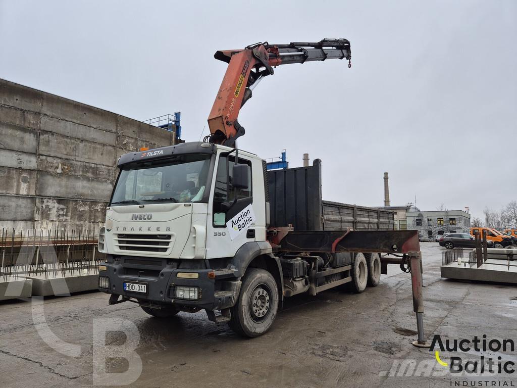 Iveco AD260T35 Tipper trucks