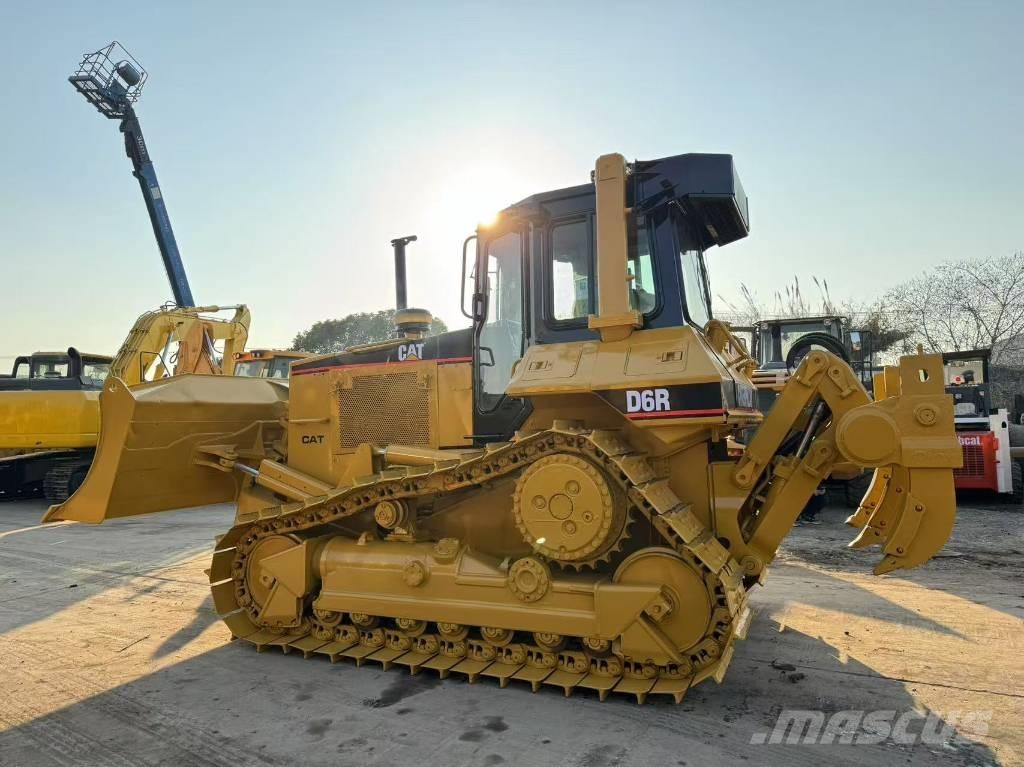 CAT D6 R Crawler dozers