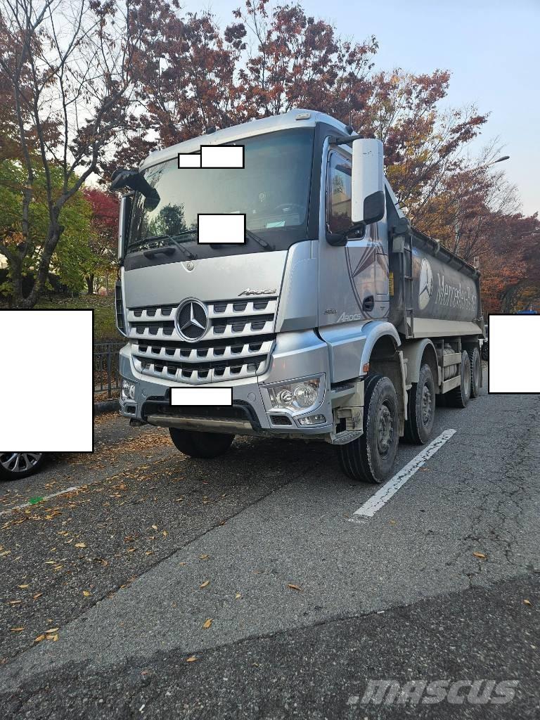 Mercedes-Benz 3951K Site dumpers