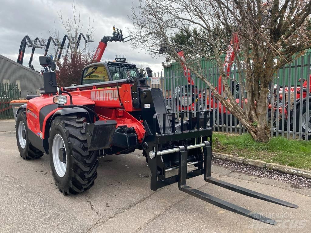 Manitou MT 1033 Telescopic handlers
