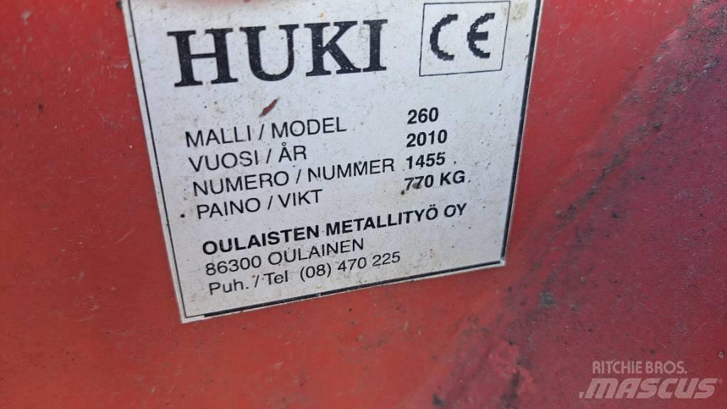  Huki 260 Snow throwers